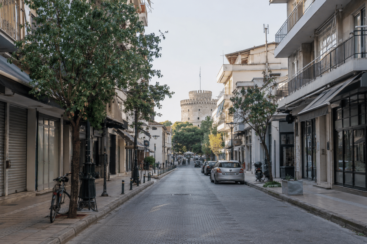 Αγίου Πνεύματος στα Τρίκαλα: Τι θα είναι κλειστό