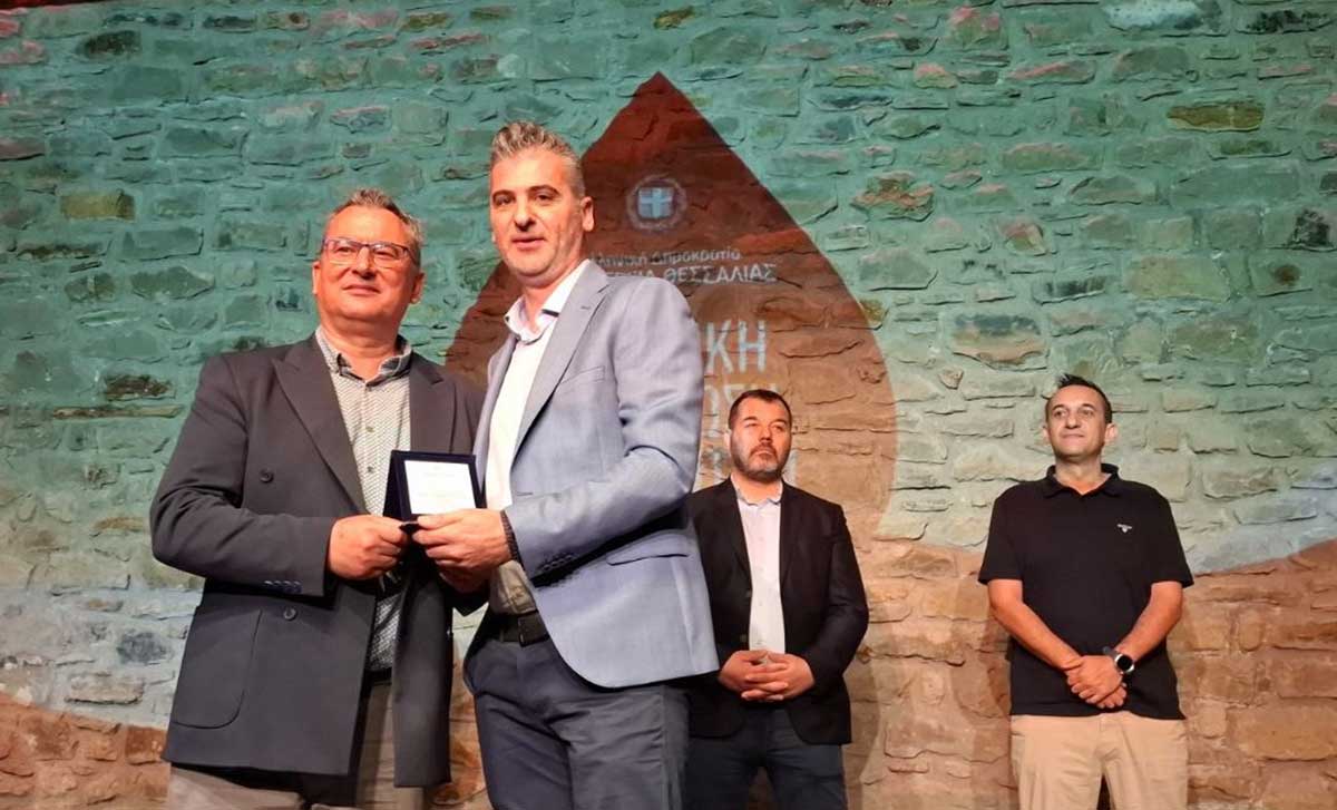 Τρίκαλα: Τιμήθηκε η Ένωση Αστυνομικών για την αιμοδοσία