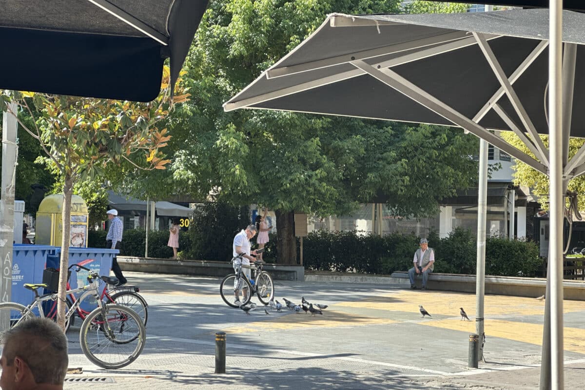 &Tau;&rho;ί&kappa;&alpha;&lambda;&alpha;: Ά&delta;&epsilon;&iota;&alpha;&sigma;&epsilon; &eta; &pi;ό&lambda;&eta; &lambda;ό&gamma;&omega; &tau;&rho;&iota;&eta;&mu;έ&rho;&omicron;&upsilon;, &kappa;&alpha;&tau;&alpha;&phi;ύ&gamma;&iota;&omicron; &eta;&rho;&epsilon;&mu;ί&alpha;&sigmaf; &gamma;&iota;&alpha; ό&sigma;&omicron;&upsilon;&sigmaf; έ&mu;&epsilon;&iota;&nu;&alpha;&nu;