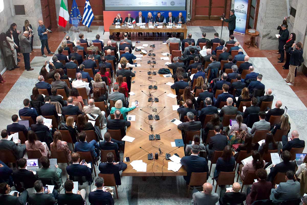 Παπαστεργίου: Ψηφιακή γέφυρα Ελλάδας–Ιταλίας