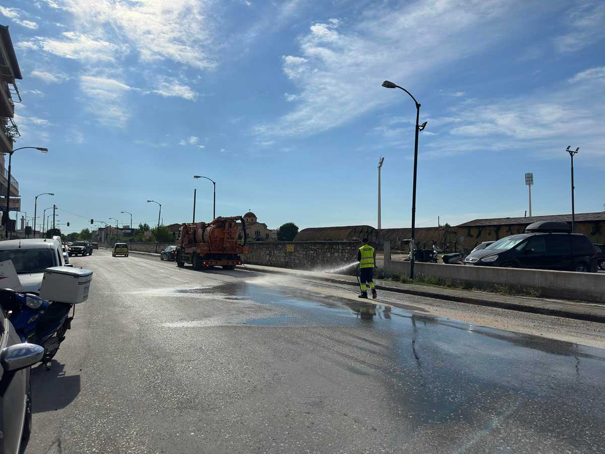 Βασιλείου Τσιτσάνη: Ένας μήνας στη σκόνη