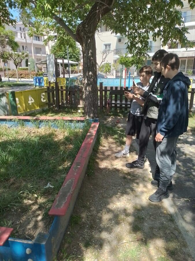1ο Γυμνάσιο Τρικάλων: Μαθητές φρόντισαν τη γειτονιά