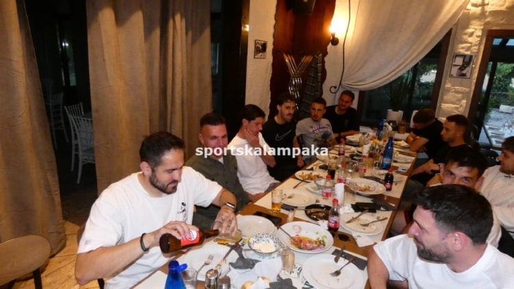 Δείπνο στα Μετέωρα από τον μικρό Νικόλα