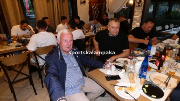 Δείπνο στα Μετέωρα από τον μικρό Νικόλα