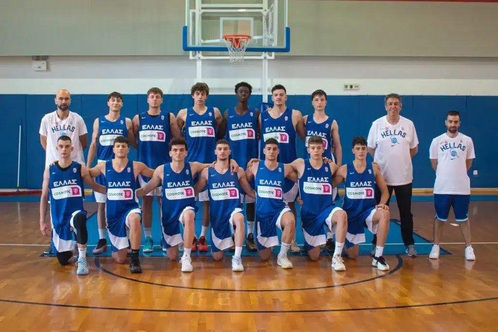 Πρώτη θέση για την Εθνική U17 με τον Θανάση Μπατατέγα