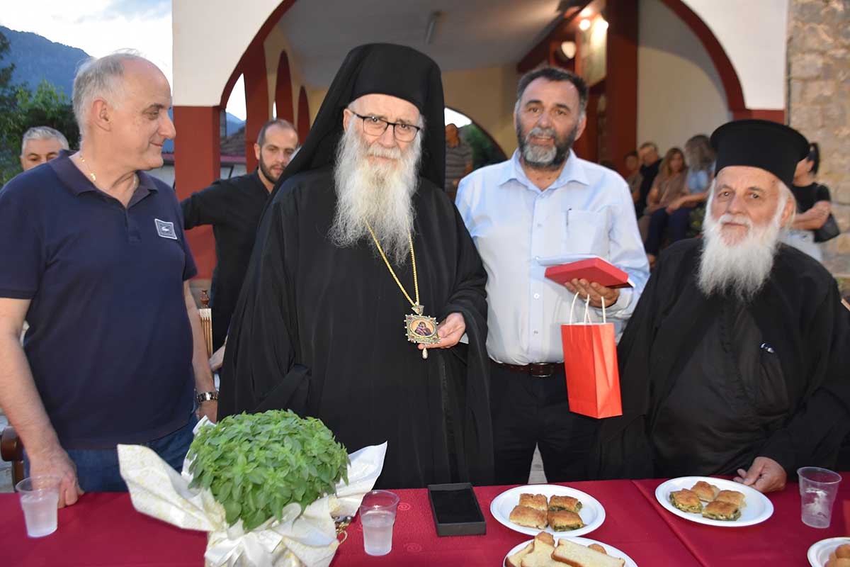 Τρίκαλα: Ιεροψάλτες στην πανήγυρη των Αγίων Πάντων Πρίνους