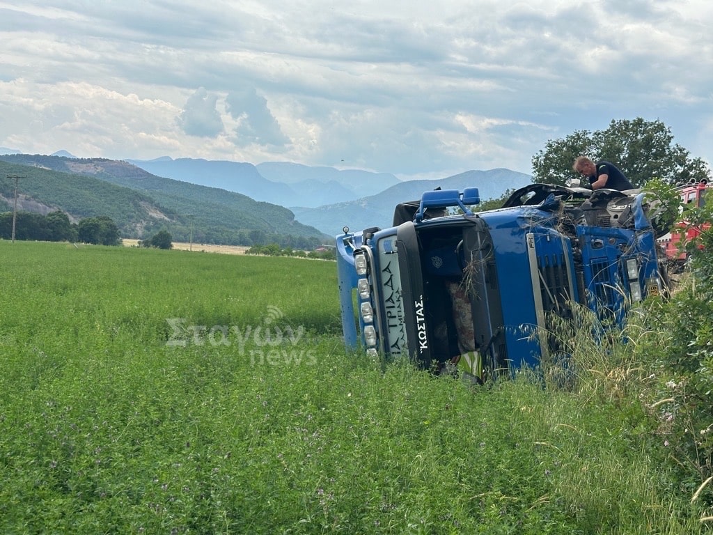 Μύκανη Καλαμπάκας: Σοβαρό τροχαίο με φορτηγό