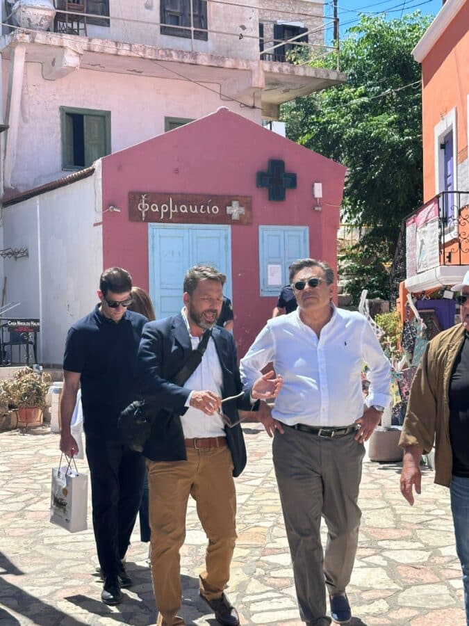 Σχοινάς στη Χάλκη για υποδομές και νησιωτικότητα