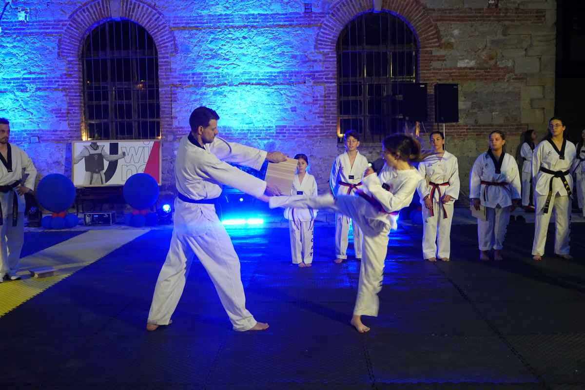 Με τη λάμψη του ΣΟΑΤ και την τιμητική παρουσία του Μιχάλη Μουρούτσου