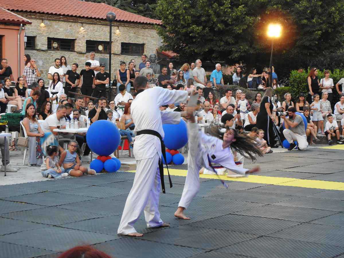 Με τη λάμψη του ΣΟΑΤ και την τιμητική παρουσία του Μιχάλη Μουρούτσου