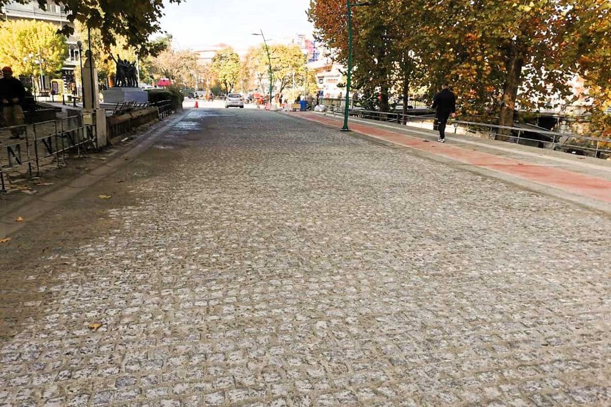 Κυβόλιθος και στην Αμαλίας – Κλείνει για ενάμιση μήνα
