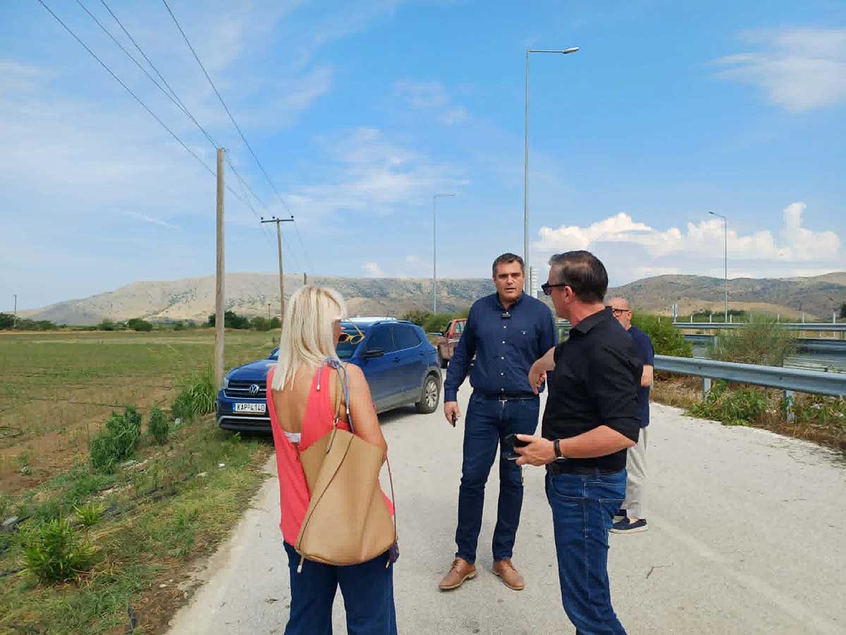 Φαρκαδόνα: Αυτοψία στις καλλιέργειες μετά το χαλάζι