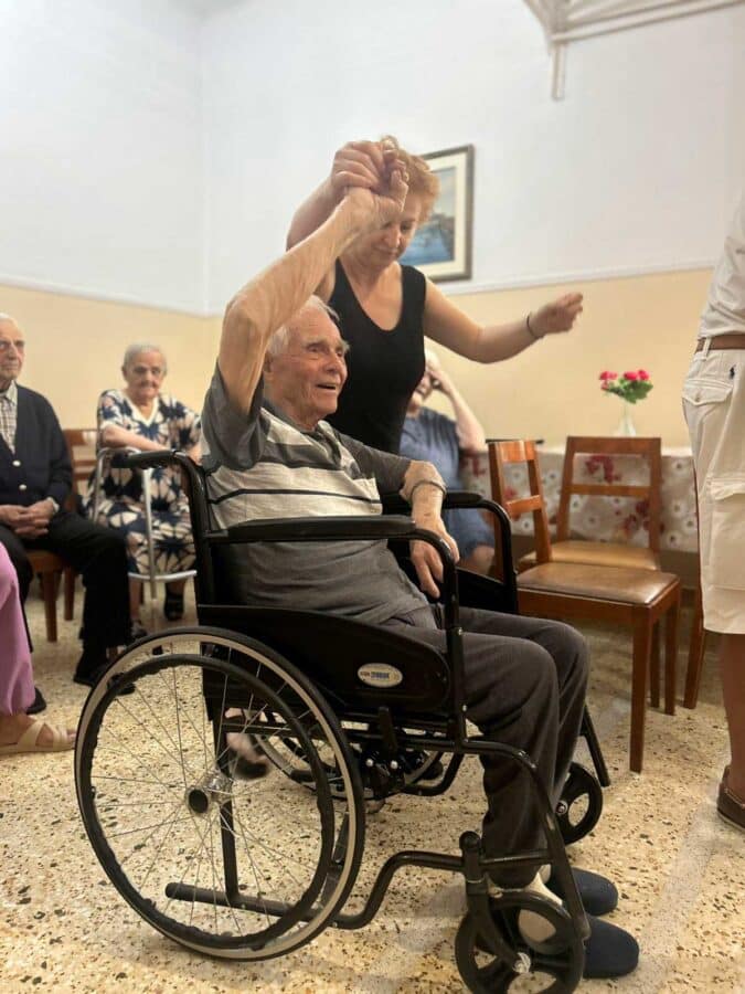 Μουσική βραδιά στο Γηροκομείο Μεγάλων Καλυβίων