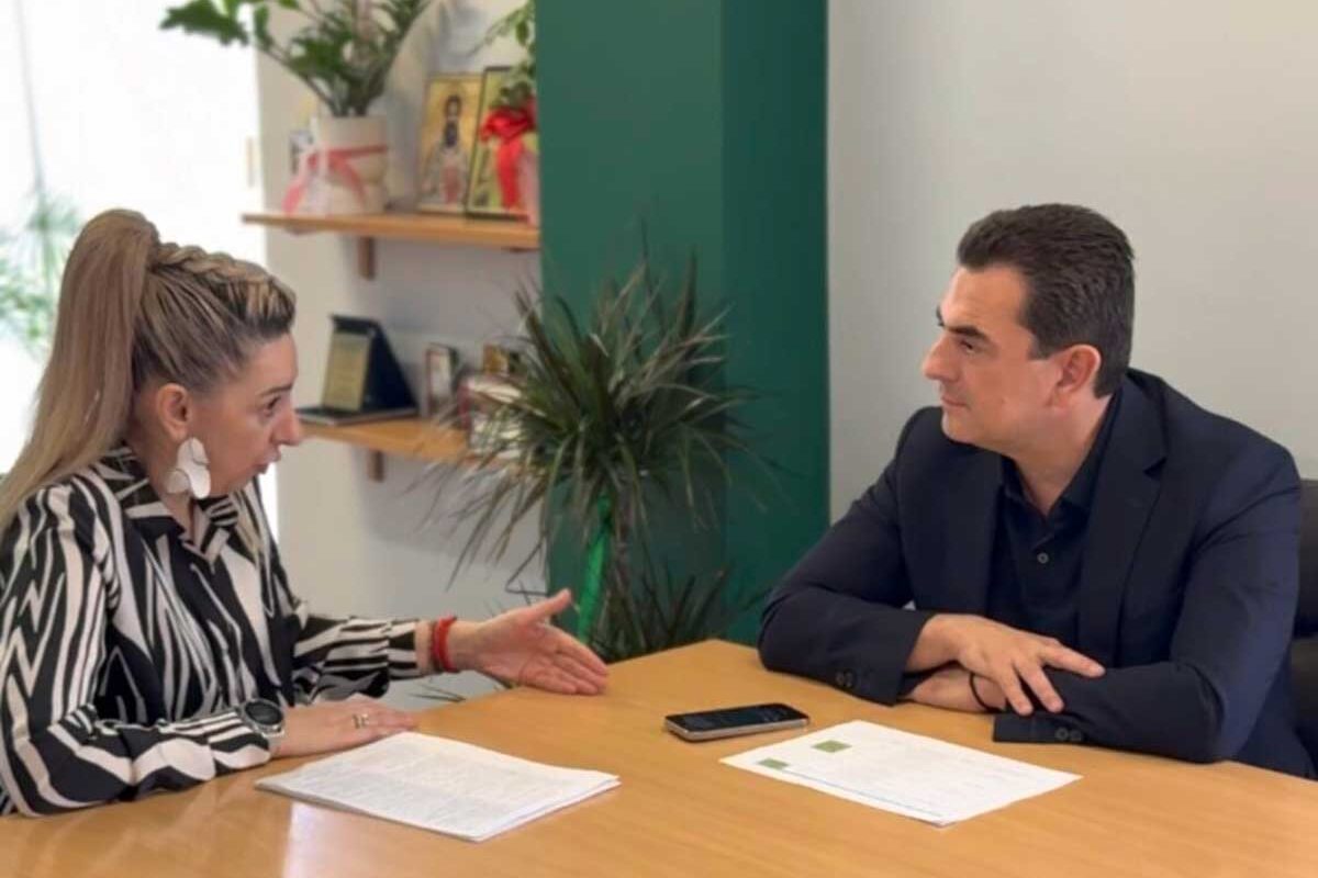 Σκρέκας στο Νοσοκομείο Τρικάλων για τις ανάγκες του ιδρύματος