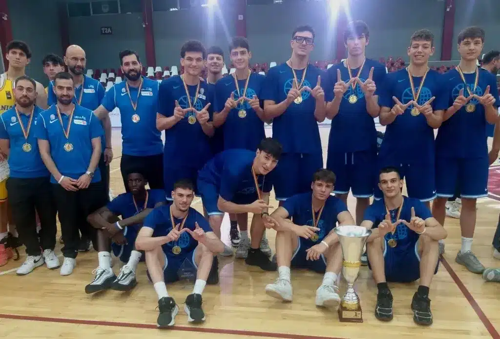 Πρώτη θέση για την Εθνική U17 με τον Θανάση Μπατατέγα