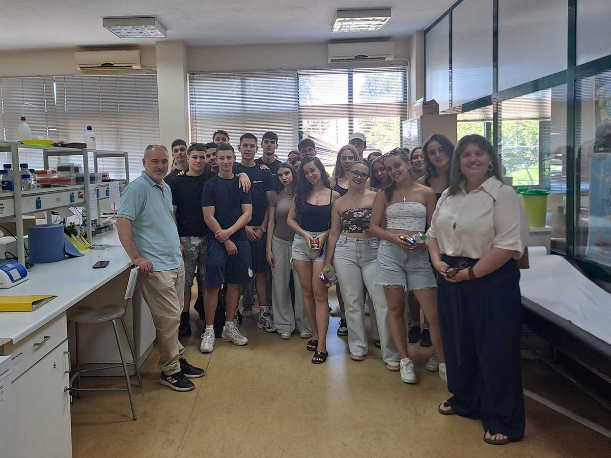 Οι μαθητές της «Εξέλιξης» γνώρισαν τα εργαστήρια του ΤΕΦΑΑ Τρικάλων