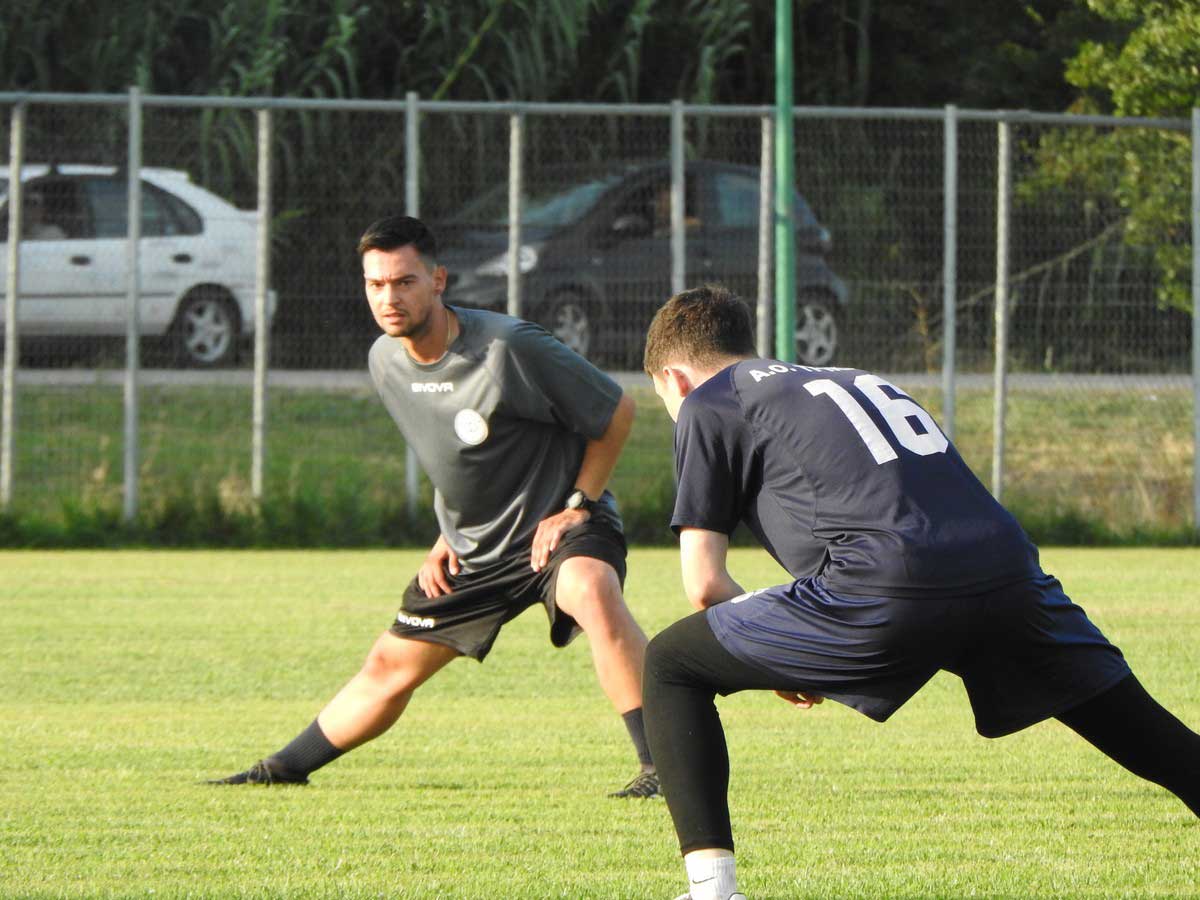 Με απουσίες και χαμηλούς τόνους η πρώτη του ΑΟΤ