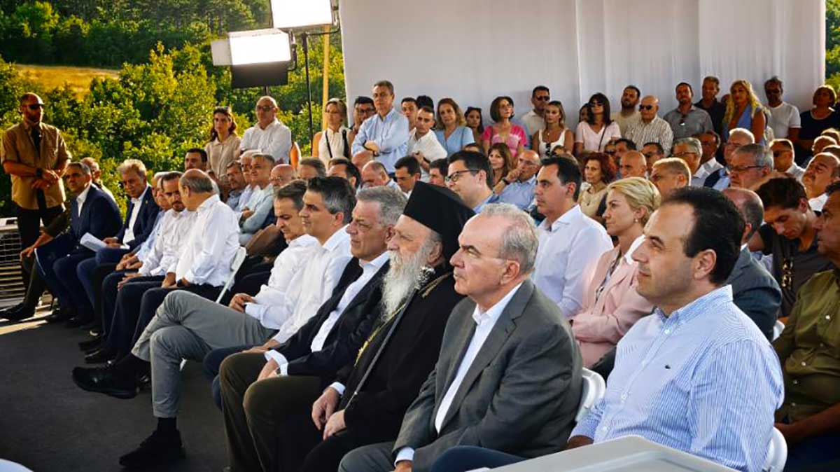 Ε65: Εγκαινιάστηκαν τα τελευταία 46 χιλιόμετρα
