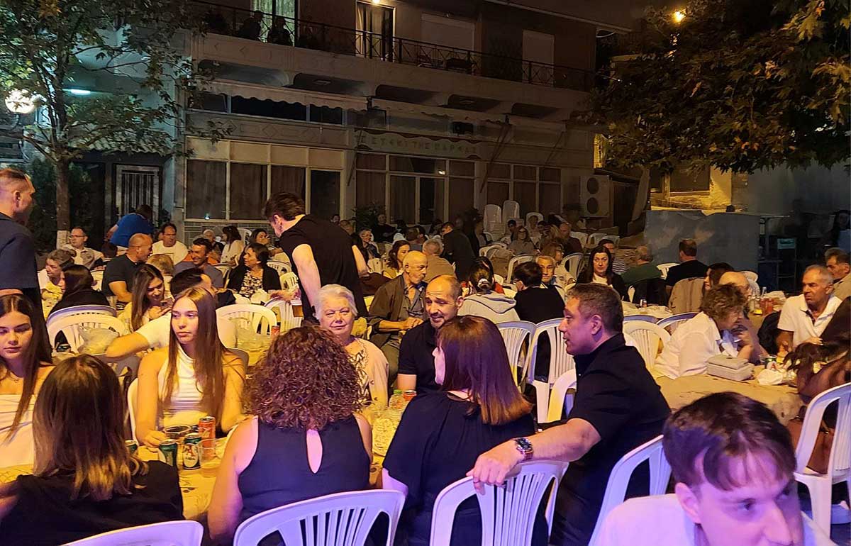 Με χορό και κόσμο το 1ο Αντάμωμα Ξυλοπαροικιωτών