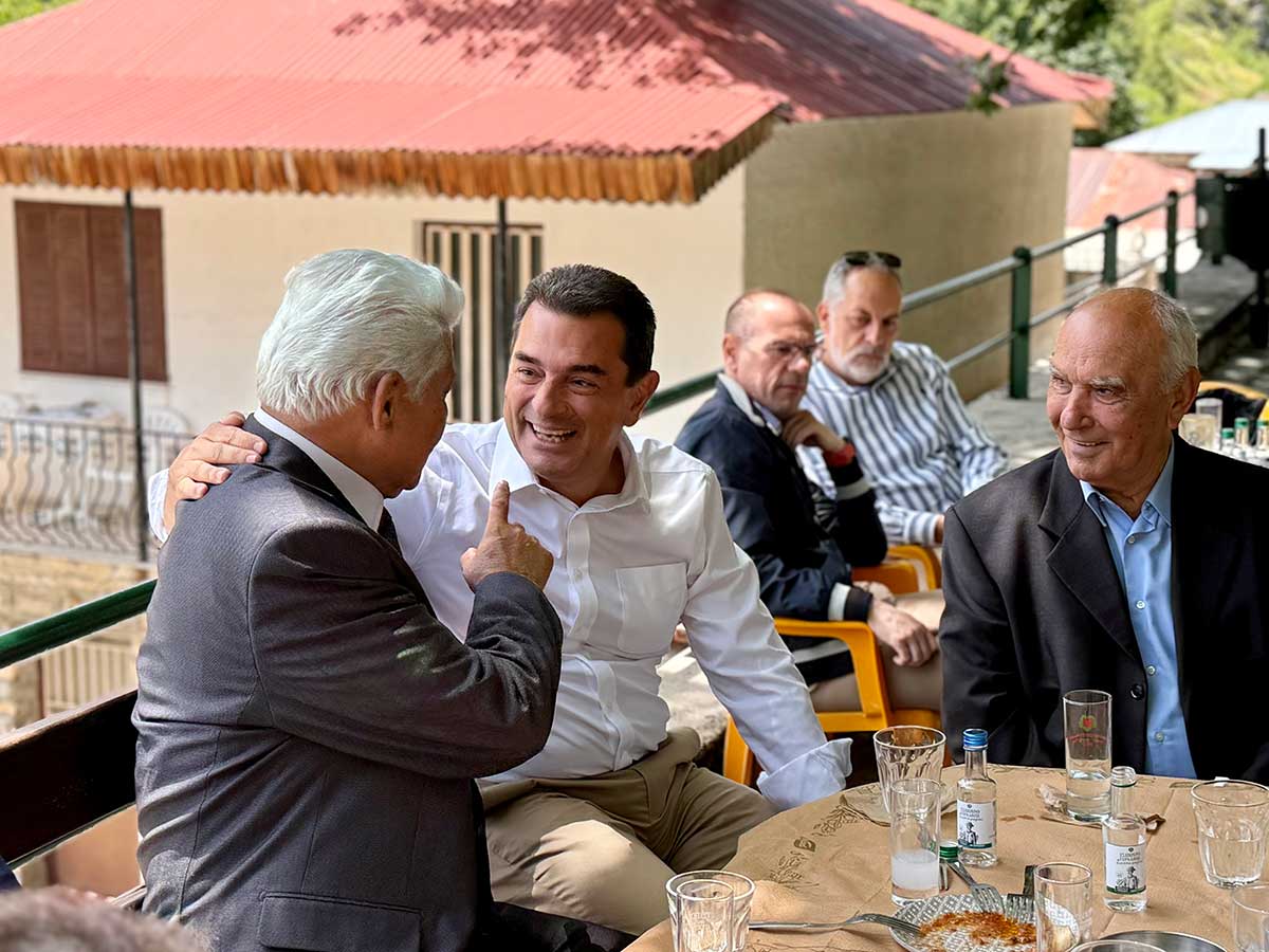 Ο Σκρέκας πήρε σβάρνα τα χωριά του Ασπροποτάμου