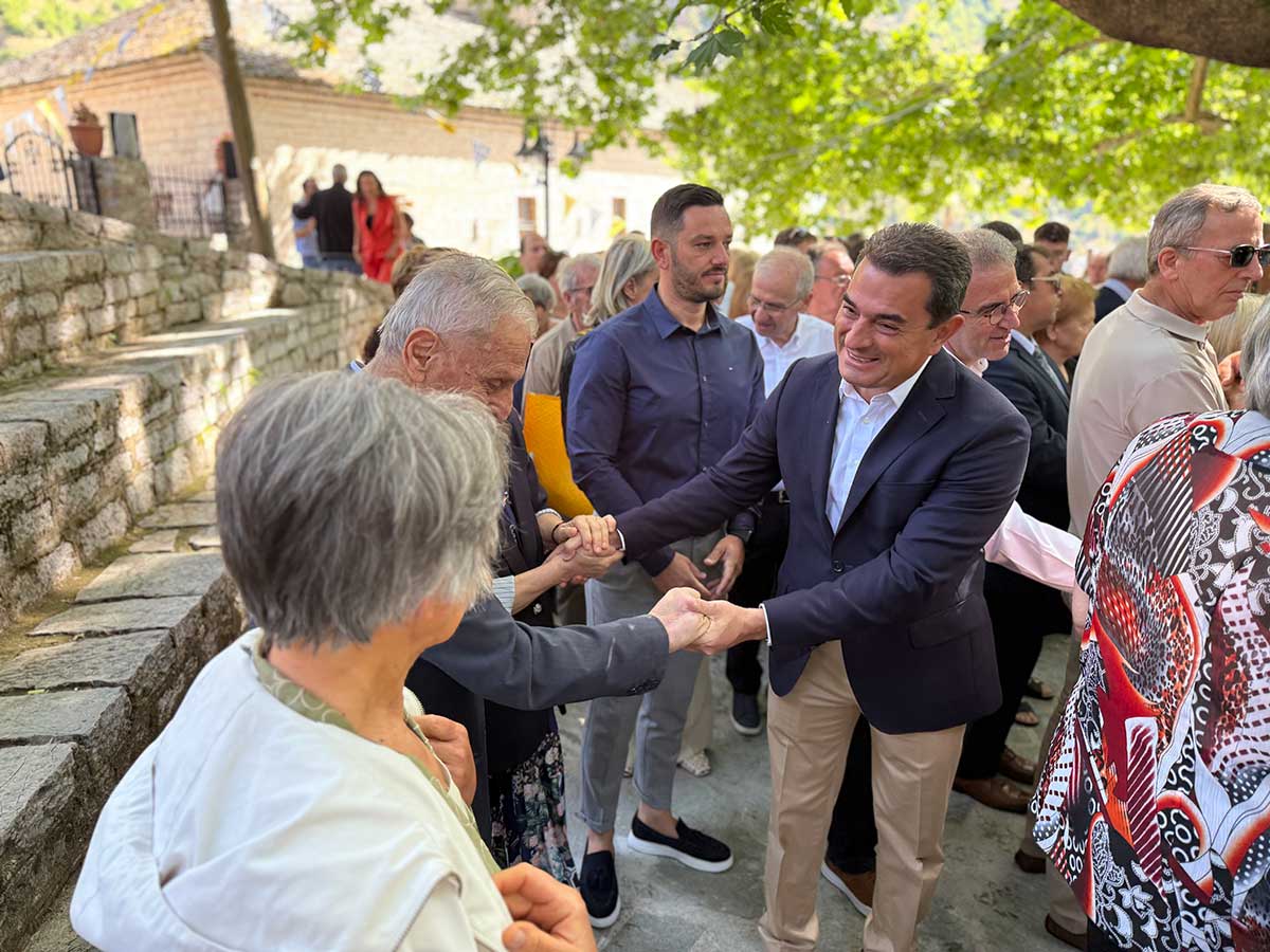 Ο Σκρέκας πήρε σβάρνα τα χωριά του Ασπροποτάμου