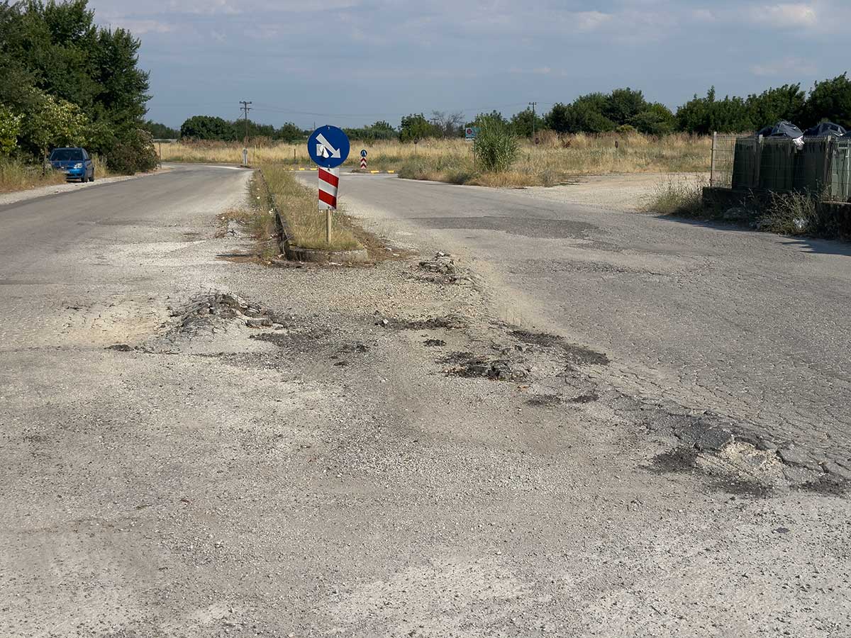 Τρίκαλα: Εικόνα ντροπής στην πρόσβαση του ΚΤΕΛ
