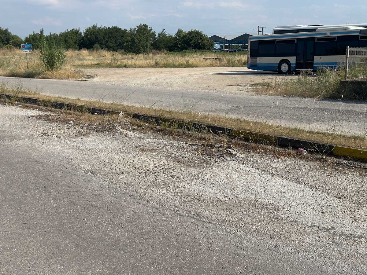 Τρίκαλα: Εικόνα ντροπής στην πρόσβαση του ΚΤΕΛ