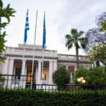 Προς λύση το πρόβλημα για τους άμισθους αντιδημάρχους