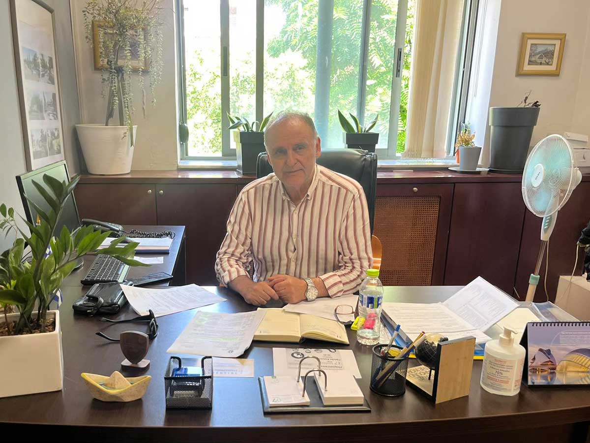 Καύσωνας: Πού μπορούν να δροσιστούν οι πολίτες στα Τρίκαλα