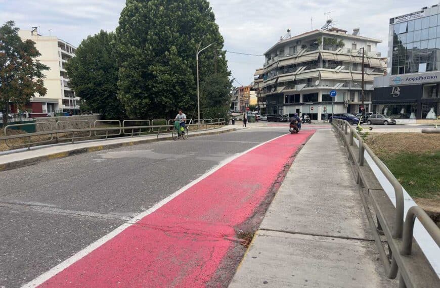 Τρίκαλα: Γιατί επικρατεί ποδηλατική αναρχία