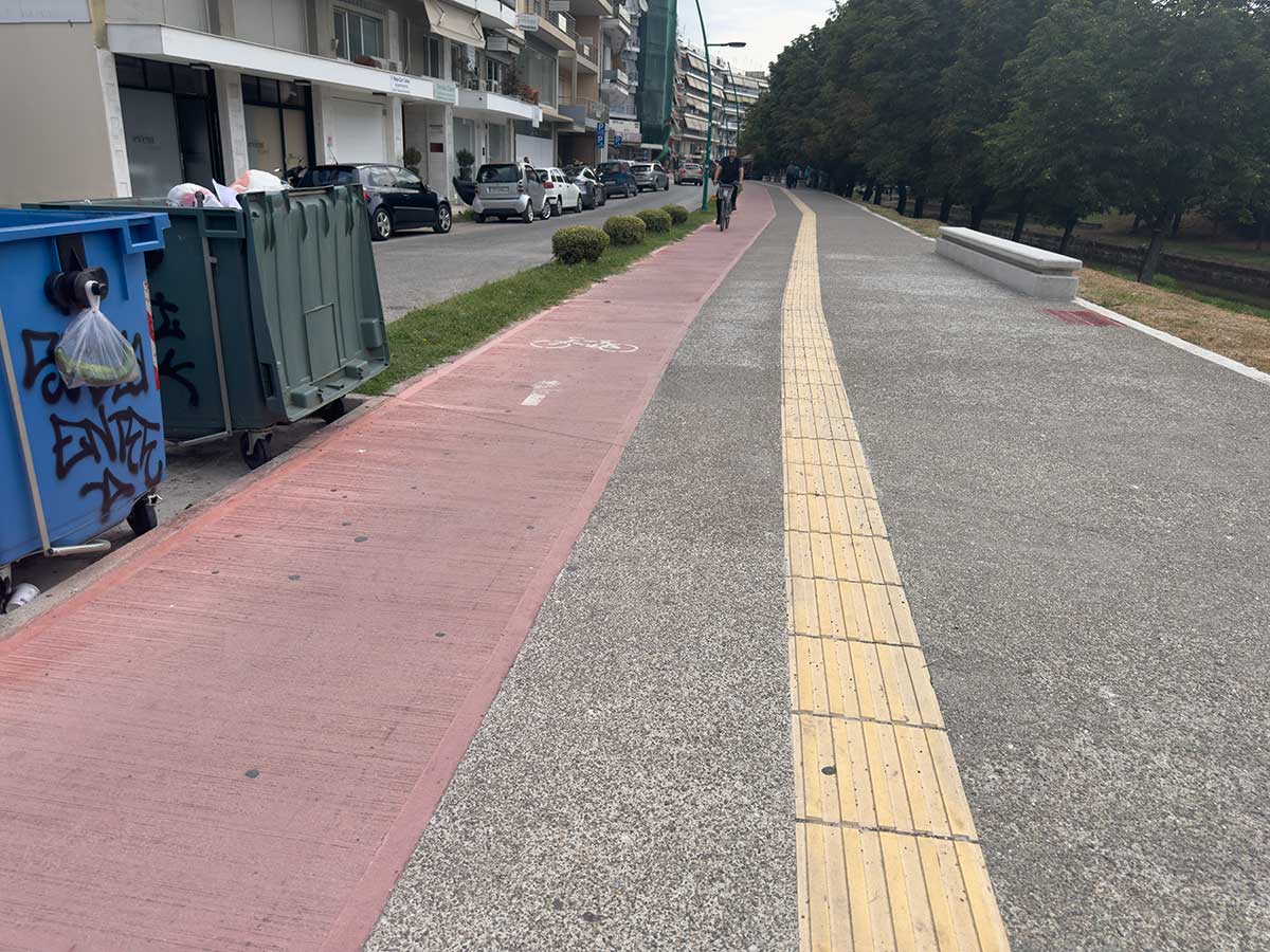 Τρίκαλα: Γιατί επικρατεί ποδηλατική αναρχία