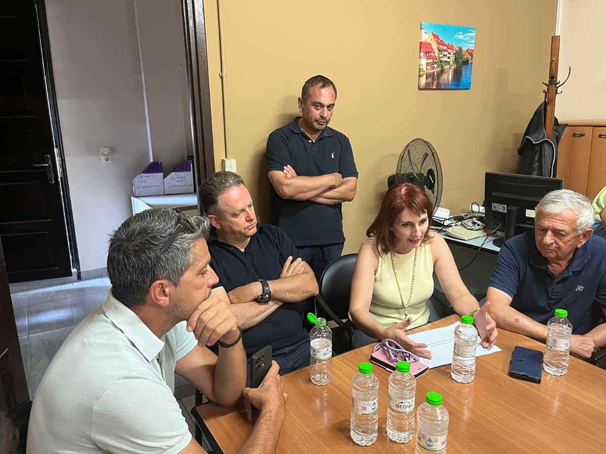 Ο Σακκάς πιέζει για να προχωρήσουν έργα στα χωριά