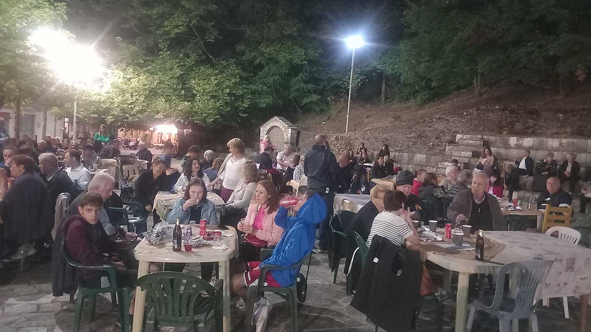 Μεσοχώρα: Αναβίωσε το παραδοσιακό έθιμο «Πιπέρι»