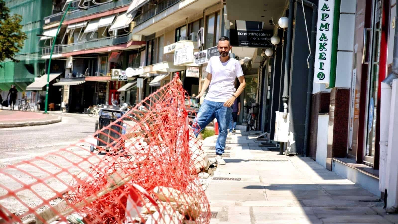 Αμαλίας: Δύο μήνες κλειστή και τώρα ψάχνουν συνεργείο