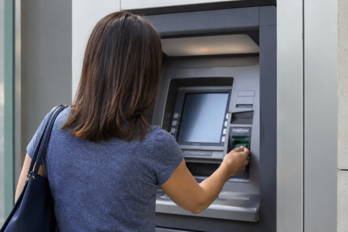 e-ΕΦΚΑ και ΔΥΠΑ: Πληρωμές 56,7 εκατ. ευρώ έως 14 Αυγούστου