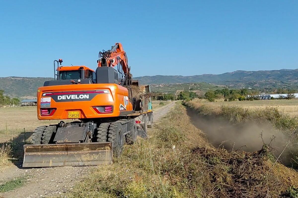 Δήμος Μετεώρων: Καθαρισμοί καναλιών για αντιπλημμυρική προστασία