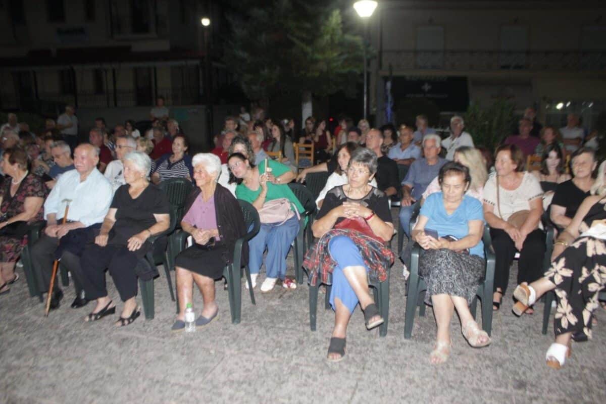 Λαϊκή βραδιά με ζωντανή μουσική στη Φιλύρα