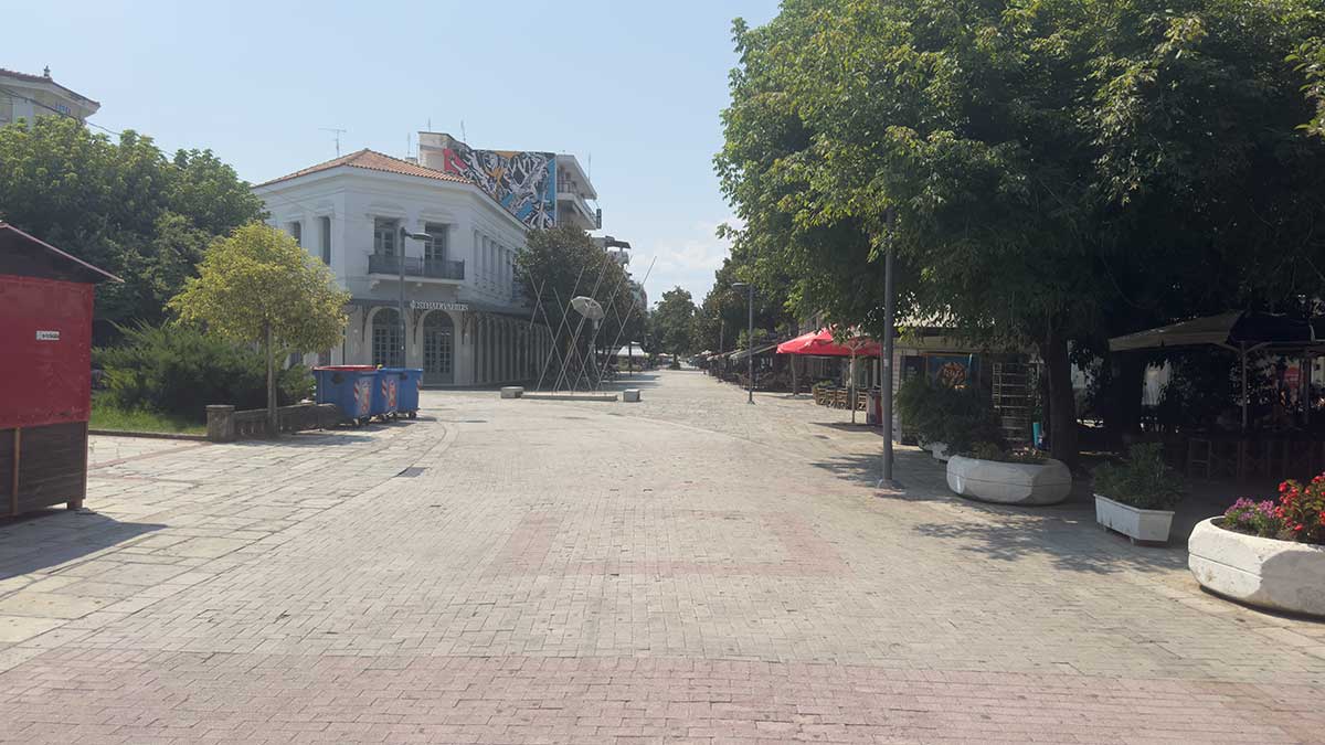 Η Κυριακή που τα Τρίκαλα χαμήλωσαν τους ρυθμούς