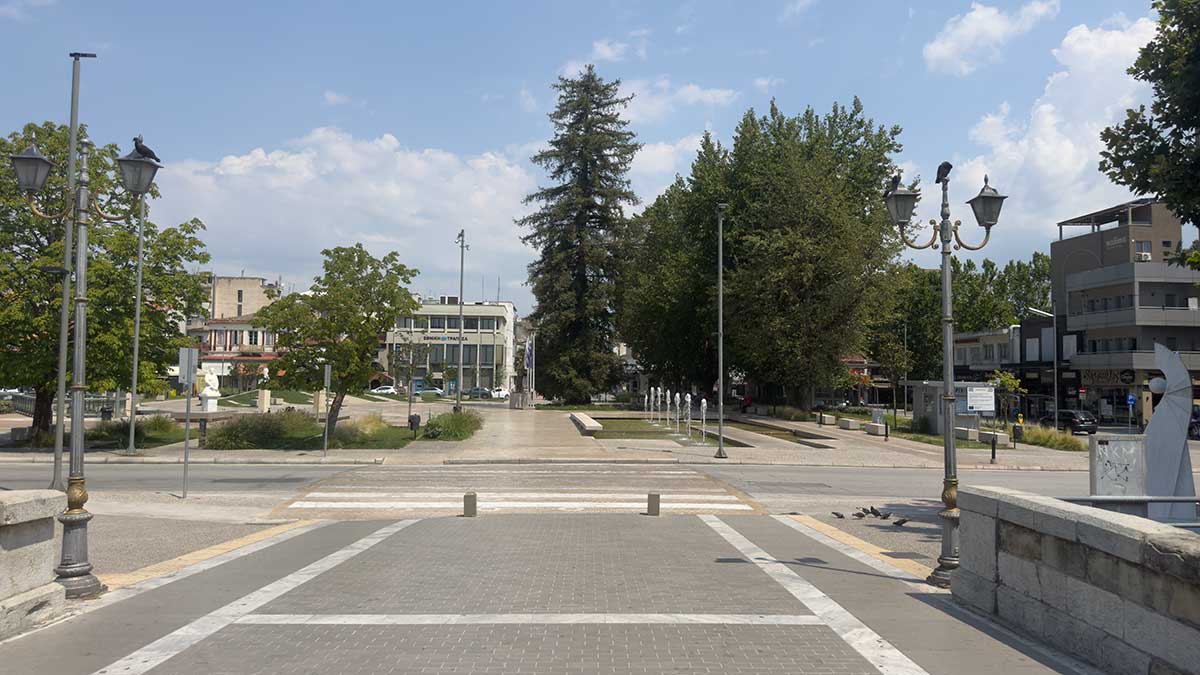 Η Κυριακή που τα Τρίκαλα χαμήλωσαν τους ρυθμούς