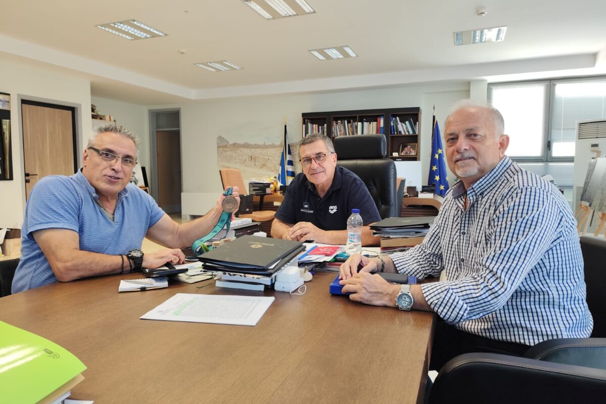 Στα σχολεία της Θεσσαλίας ο Συμεών Παλτσανιτίδης