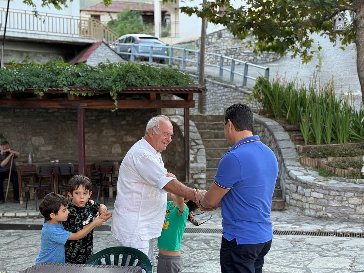 Στα ορεινά χωριά του Δήμου Μετεώρων ο Κώστας Σκρέκας