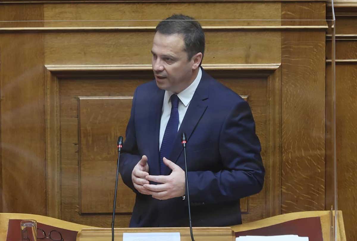 Λιούτας: Ενισχύσεις στους χαλαζόπληκτους Φαρκαδόνας