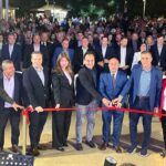 Πλατεία Τρικάλων: Η αποθέωση των επισήμων και η άλλη εικόνα