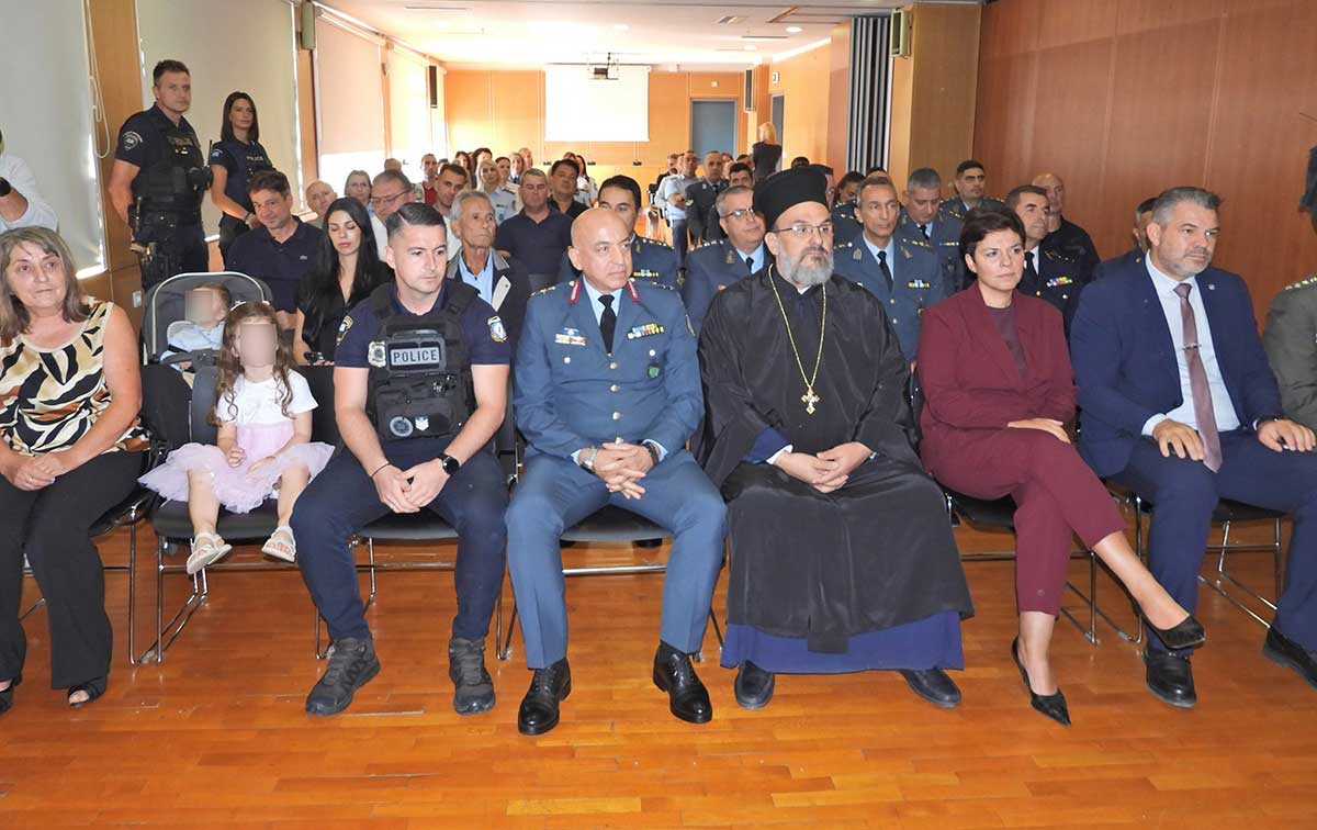 Αριστείο Ανδραγαθίας σε αστυνομικό που τραυματίστηκε από πυρά