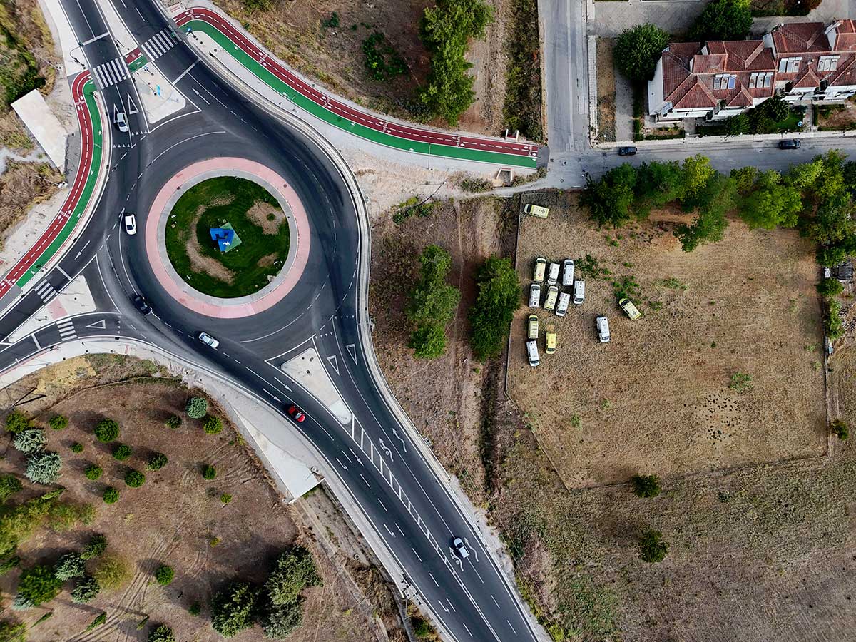 Τρίκαλα: Νέα ασθενοφόρα για Καλαμπάκα, Πύλη και Φαρκαδόνα