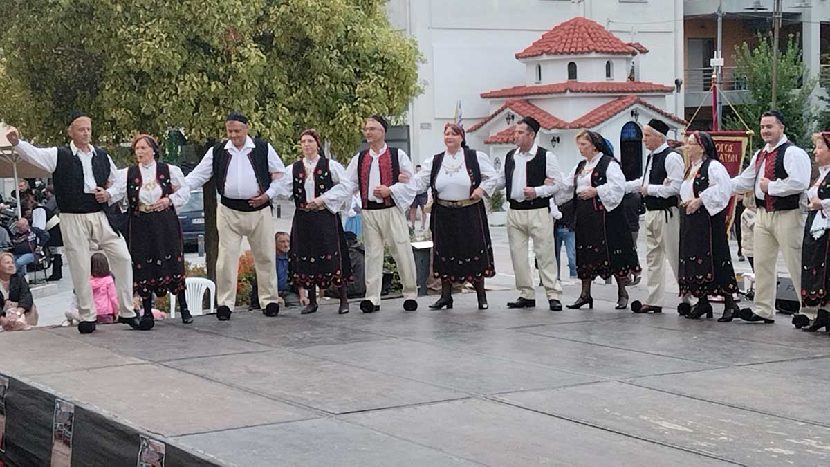 Τρίκαλα: 200 χορευτές στο 4ο Φεστιβάλ Αργιθεατών