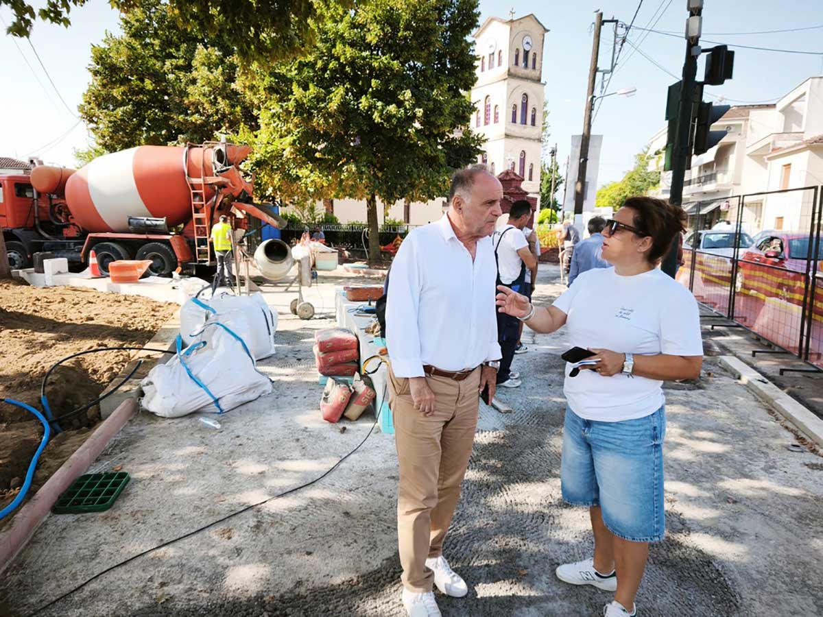 Τρίκαλα: Η πλατεία τρέχει, η πόλη μένει εργοτάξιο
