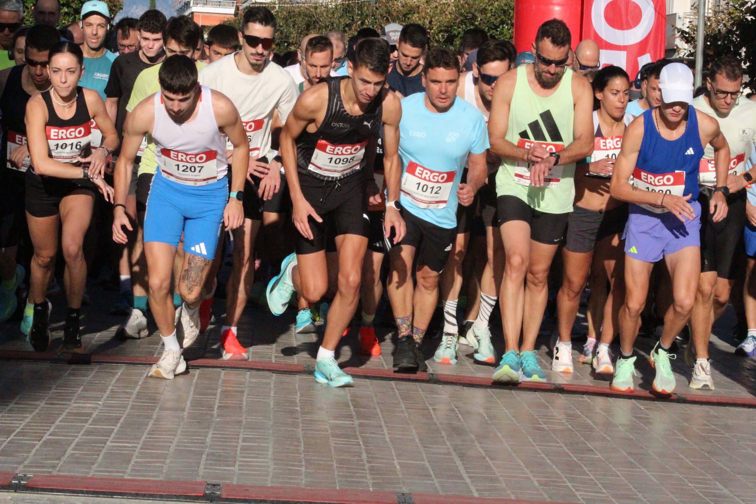 Τα βλέμματα στο Run Greece 