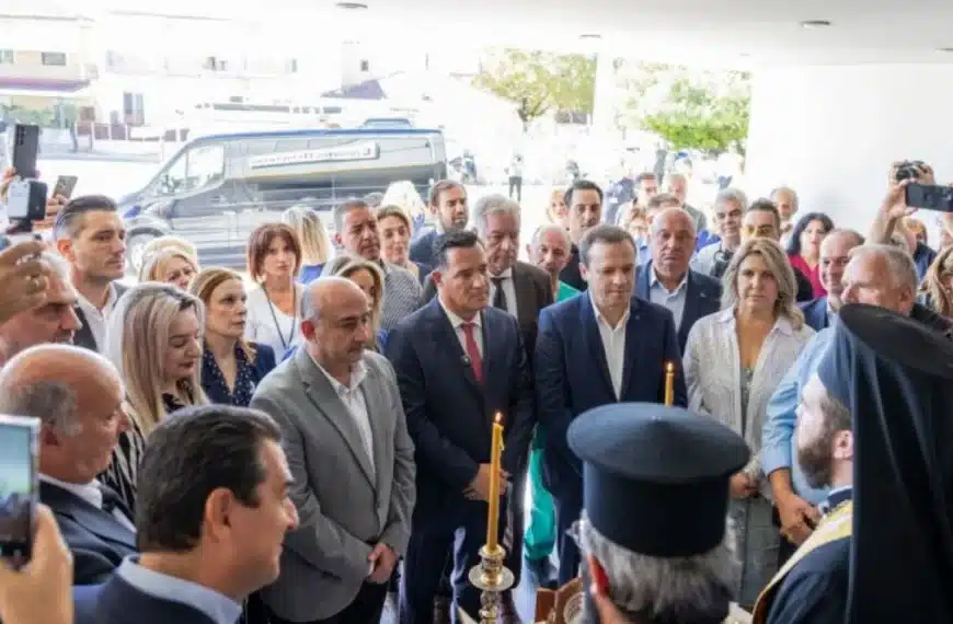 Νοσοκομείο Τρικάλων: «Σήκω φύγε από το ΕΣΥ»