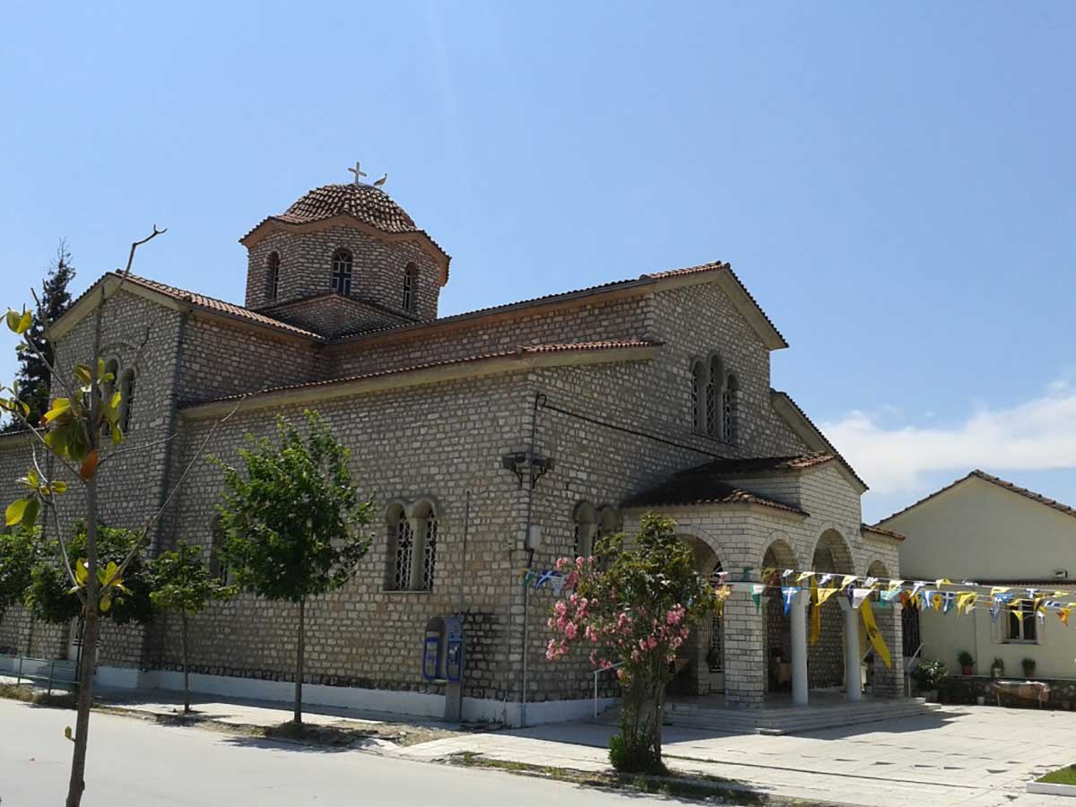 Η Παναγία Τριχερούσα στα Τρίκαλα